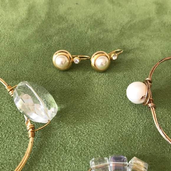 Crystal Wire Wrap Bangle/Pearl Earrings - Picture 3 of 8